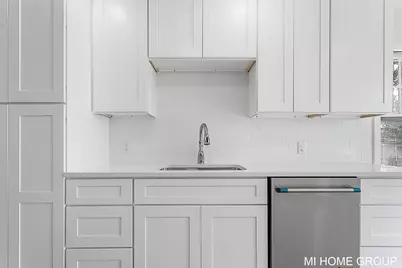 1313 Ellsmere Street NE, Grand Rapids, MI 49505 - Photo 17