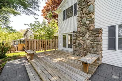 1163 S Lakeside Drive S, Battle Creek, MI 49015 - Photo 23