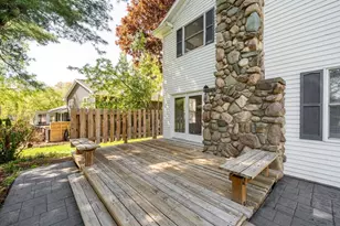 1163 S Lakeside Dr S, Battle Creek, MI 49015 - Photo 23