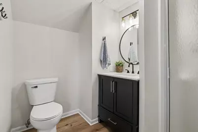 1163 S Lakeside Drive S, Battle Creek, MI 49015 - Photo 13