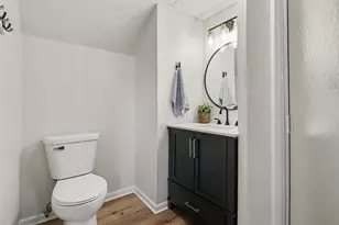 1163 S Lakeside Dr S, Battle Creek, MI 49015 - Photo 13