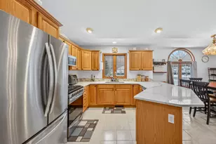 975 Glenwood Ave, Muskegon, MI 49445 - Photo 11