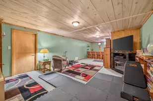 975 Glenwood Ave, Muskegon, MI 49445 - Photo 27