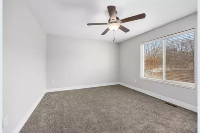 1368 S Village Circle, Kalamazoo, MI 49009 - Photo 15