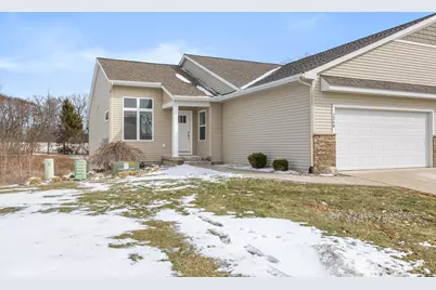 1368 S Village Circle, Kalamazoo, MI 49009 - Photo 1