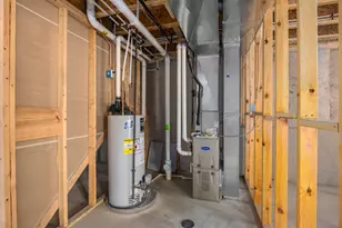 1368 S Village Cir, Kalamazoo, MI 49009 - Photo 27