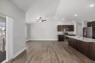 1368 S Village Circle, Kalamazoo, MI 49009 - Photo 5