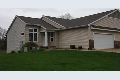 1368 S Village Circle, Kalamazoo, MI 49009 - Photo 1
