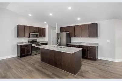 1368 S Village Circle, Kalamazoo, MI 49009 - Photo 11