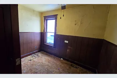 759 Emerald Street, Muskegon, MI 49442 - Photo 17