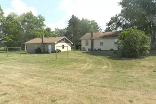 4495 Oxbow Rd, Eau Claire, MI 49111 - Photo 25