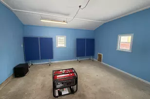 356 3rd St, Manistee, MI 49660 - Photo 27