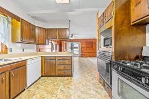 9577 Shore Dr, Mecosta, MI 49332 - Photo 25