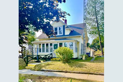 806 E Loomis Street, Ludington, MI 49431 - Photo 1