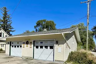 806 E Loomis St, Ludington, MI 49431 - Photo 3