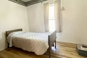 806 E Loomis St, Ludington, MI 49431 - Photo 17