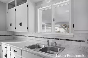 147 Page St NE, Grand Rapids, MI 49505 - Photo 7