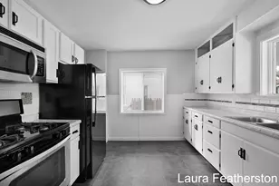 147 Page St NE, Grand Rapids, MI 49505 - Photo 3