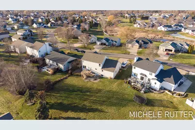 1399 Woodfield Drive, Zeeland, MI 49464 - Photo 13