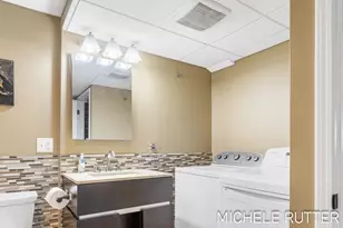 1399 Woodfield Dr, Zeeland, MI 49464 - Photo 19