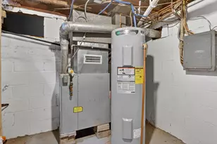 208 Sherwood St, Dowagiac, MI 49047 - Photo 21