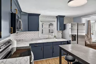 208 Sherwood St, Dowagiac, MI 49047 - Photo 11