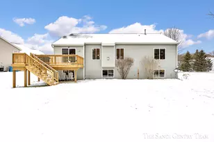 15308 Saddlebrook Ct, Grand Haven, MI 49417 - Photo 3