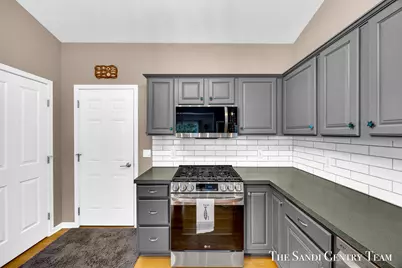 15308 Saddlebrook Court, Grand Haven, MI 49417 - Photo 19