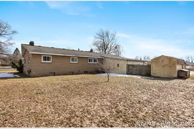 9211 Alpine Avenue NW, Sparta, MI 49345 - Photo 25