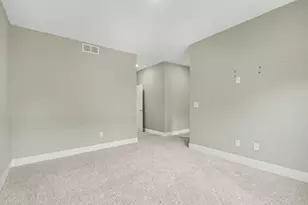 2785 W Cobblestone Ct. SE, Kentwood, MI 49512 - Photo 13