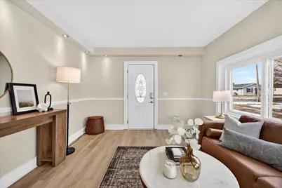 3746 Milan Avenue SW, Wyoming, MI 49509 - Photo 9