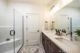 594 Sun Vale Ln, Grandville, MI 49418 - Photo 33