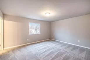 9368 Snow Vly Dr SE, Alto, MI 49302 - Photo 11