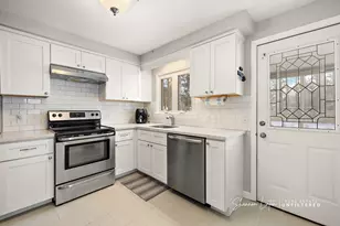 261 W Hile Rd, Norton Shores, MI 49441 - Photo 17