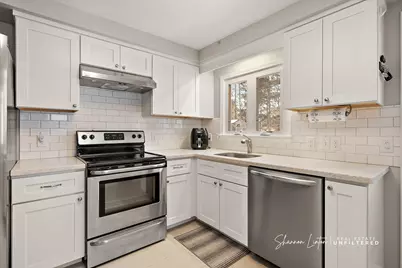 261 W Hile Road, Norton Shores, MI 49441 - Photo 15