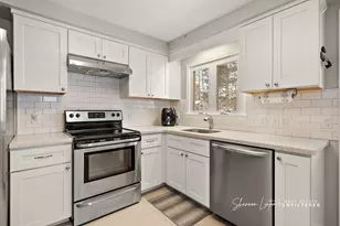 261 W Hile Rd, Norton Shores, MI 49441 - Photo 15