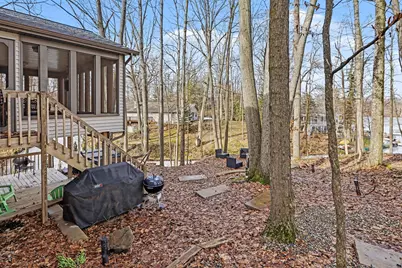 337 Horseshoe Court, Plainwell, MI 49080 - Photo 25