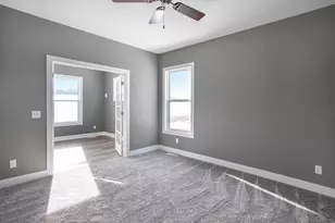 552 Sun Vale Ln, Grandville, MI 49418 - Photo 15
