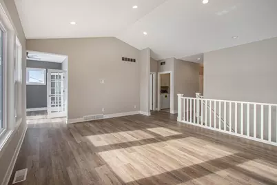 552 Sun Vale Lane, Grandville, MI 49418 - Photo 5
