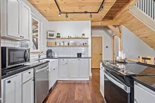 3879 Shamrock Dr, Lapeer, MI 48446 - Photo 9