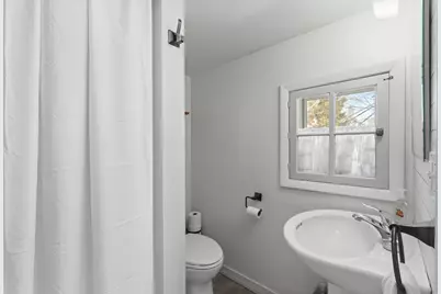 614 E Washington Street, Ionia, MI 48846 - Photo 15