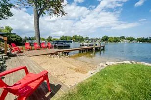 7881 Lakewood Dr, Coloma, MI 49038 - Photo 3