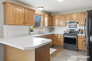 158 Teasel St NE, Comstock Park, MI 49321 - Photo 11