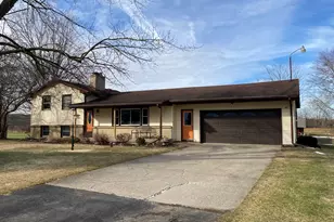 8453 Hanna Lake Ave SE, Caledonia, MI 49316 - Photo 3