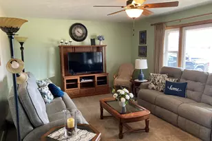 8453 Hanna Lake Ave SE, Caledonia, MI 49316 - Photo 13