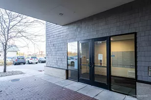 530 Miller Dr, Grand Haven, MI 49417 - Photo 3