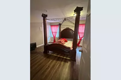 2126 McGregor Road #Upper, Ypsilanti, MI 48198 - Photo 11