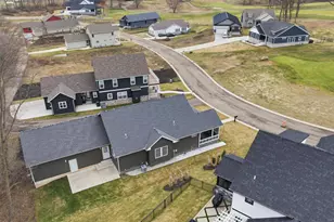 3331 Blarney Dr, South Bend, IN 46628 - Photo 33