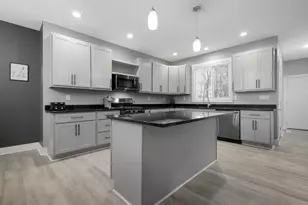 3331 Blarney Dr, South Bend, IN 46628 - Photo 9