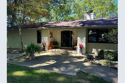 1910 Essex Lane, Jackson, MI 49203 - Photo 9